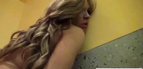  Climax For Freak Girl Come Using Lots Of Strange Things vid-12